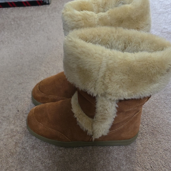 Style & Co. Brown and Cream Boots - Picture 4 of 9